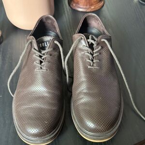 Men's Perforated Lace-Up Dress Shoes - Brown men’s 8, women’s 9.5 nearly brand n